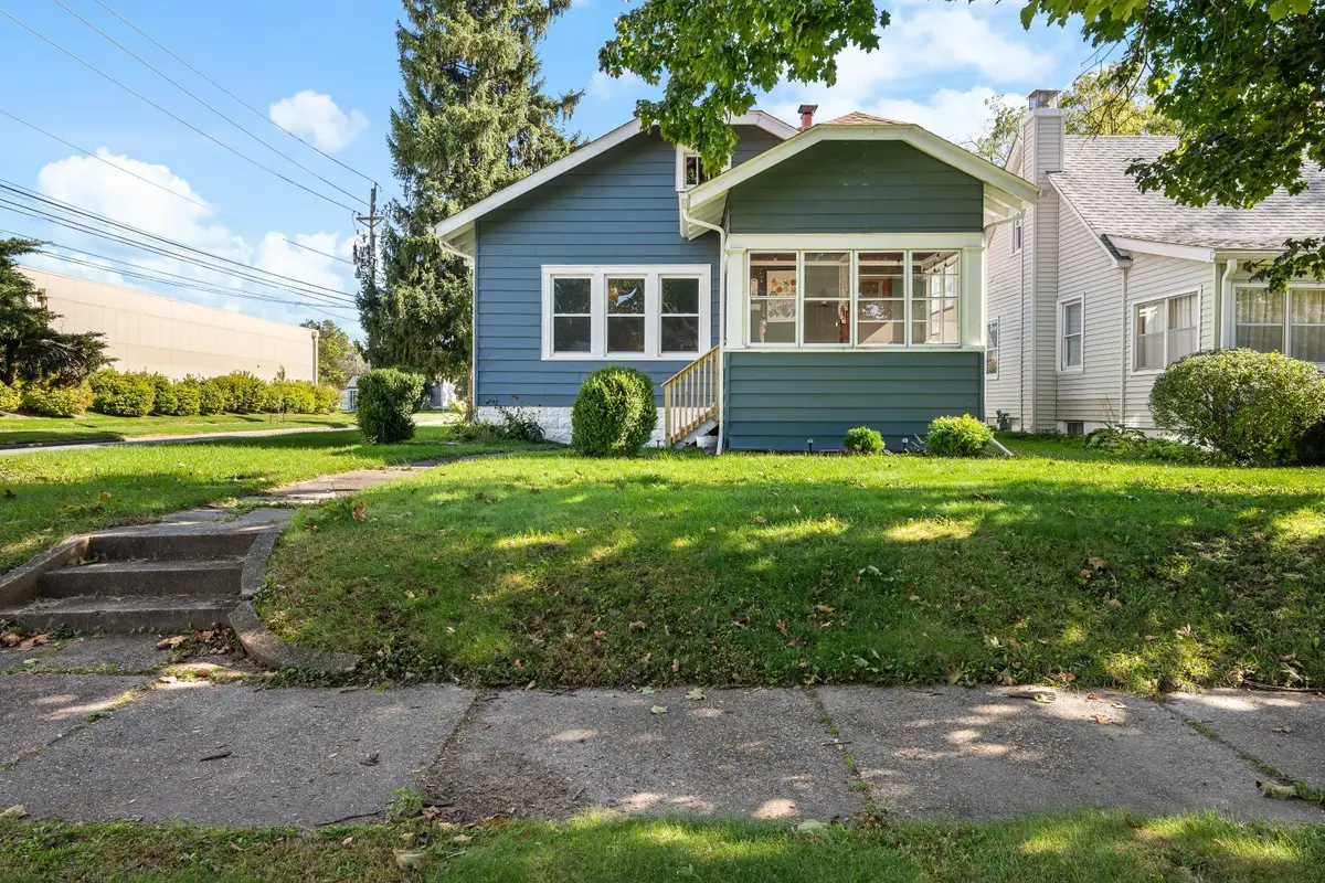 2001 29th Street, Rock Island, IL 61201 - #1