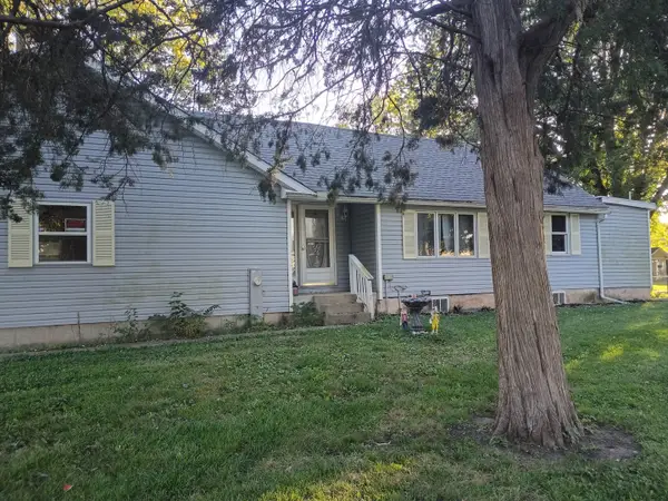 117 W Hawley Street, Amboy, IL 61310