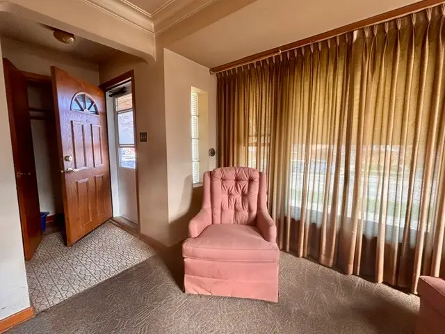 5744 S Menard Avenue, Chicago, IL 60638 - #3