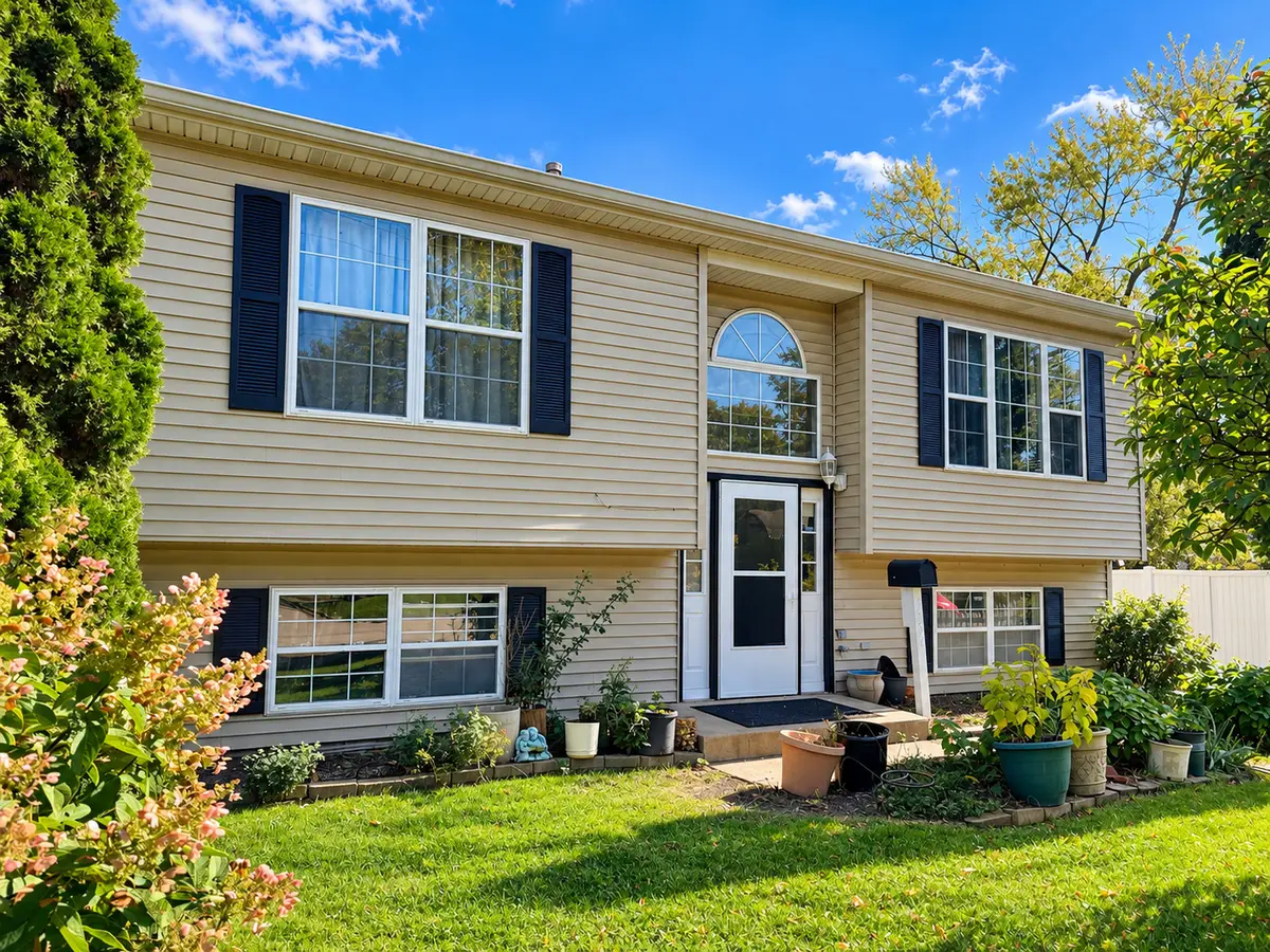 1903 N Lewis Avenue, Waukegan, IL 60087 - #1