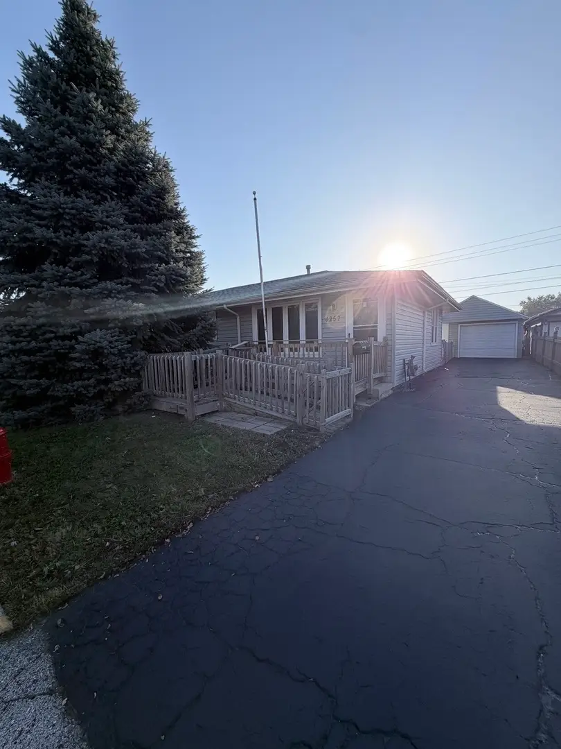 4257 Southwest Highway, Hometown, IL 60456 - #1