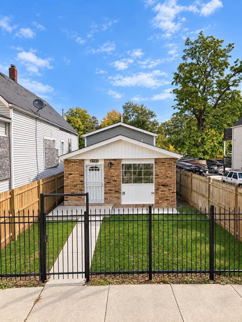 6733 S Throop Street, Chicago, IL 60636 - #1