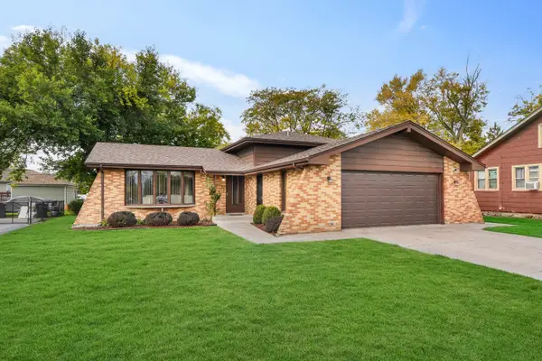 16112 Woodlawn West Avenue, South Holland, IL 60473