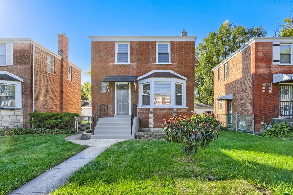 3904 Gladys Avenue, Bellwood, IL 60104 - #1