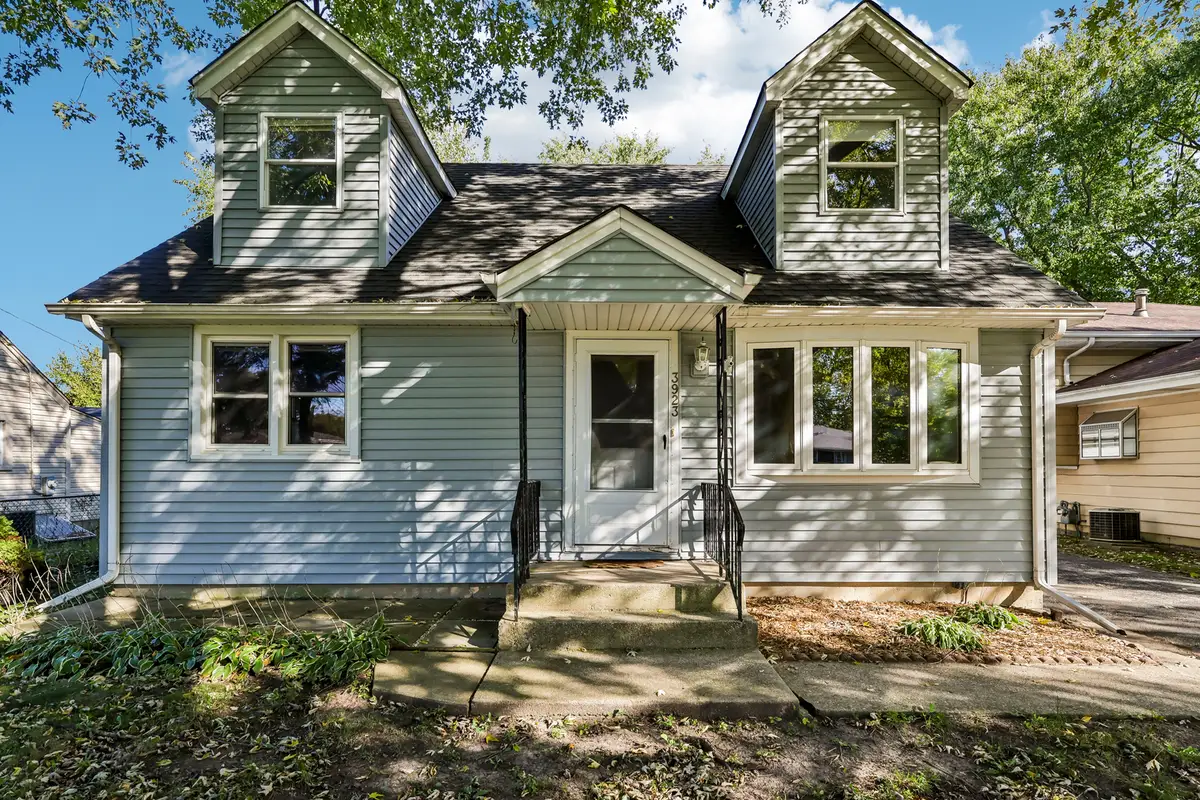 3923 N Adams Street, Westmont, IL 60559 - #1