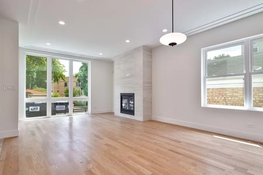 2716 N Hamlin Avenue, Chicago, IL 60647 - #2