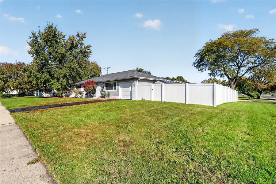 310 Maricopa Lane, Hoffman Estates, IL 60169 - #3