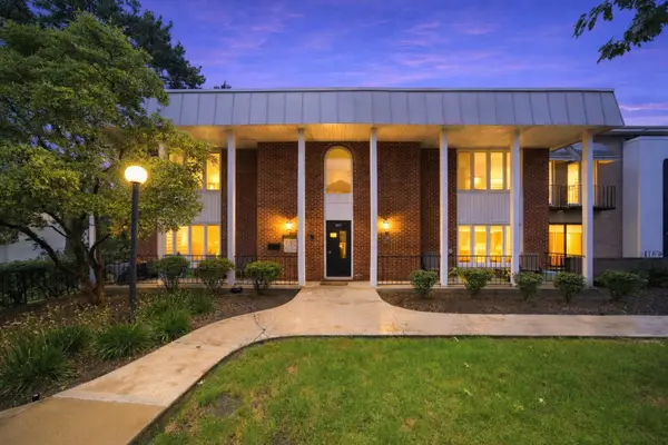 9817 S Keeler Avenue #D, Oak Lawn, IL 60453