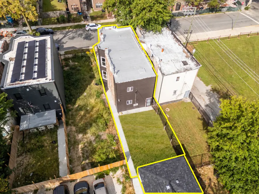 6317 S Eberhart Avenue, Chicago, IL 60637 - #2