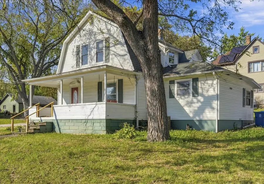 249 W Graham, Dixon, IL 61021 - #3