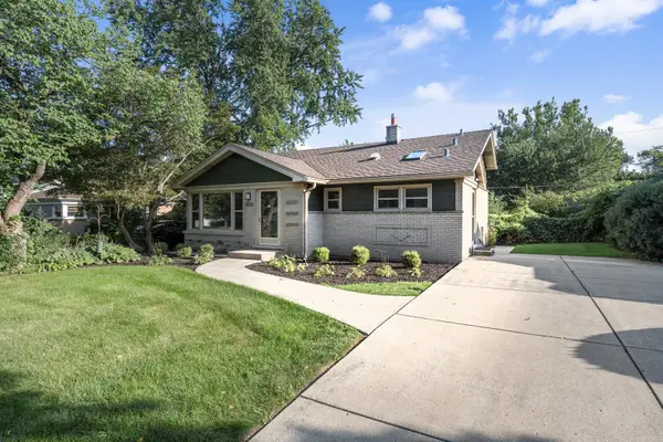 1505 W Euclid Avenue, Arlington Heights, IL 60005
