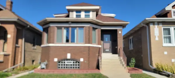 7940 W Oakleaf Avenue, Elmwood Park, IL 60707