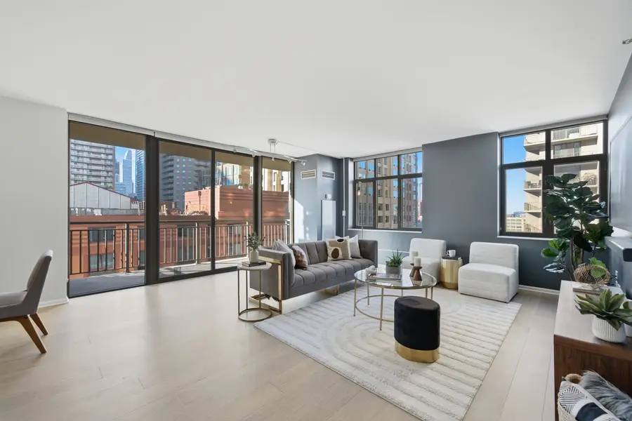 630 N State Street #1208, Chicago, IL 60654 - #3