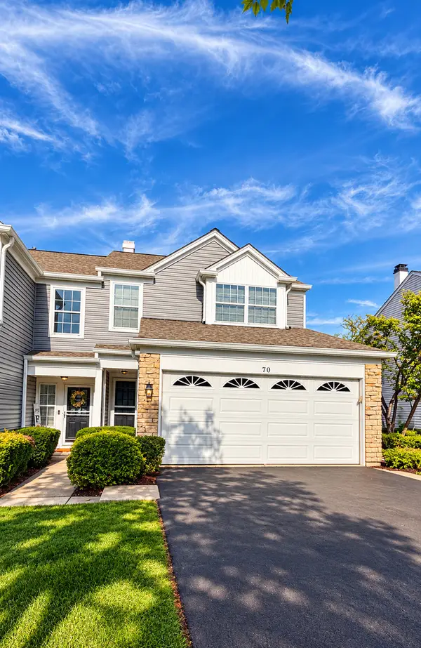 70 Oakton Drive, Lombard, IL 60148