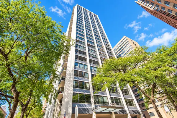 222 E Pearson Street #1704, Chicago, IL 60611