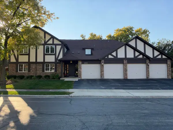 6212 N Lakepark Lane #A, Willowbrook, IL 60527
