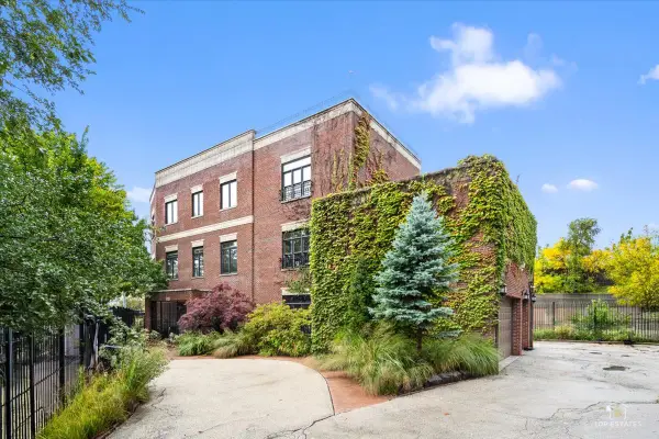 3914 W 51st Street, Chicago, IL 60632