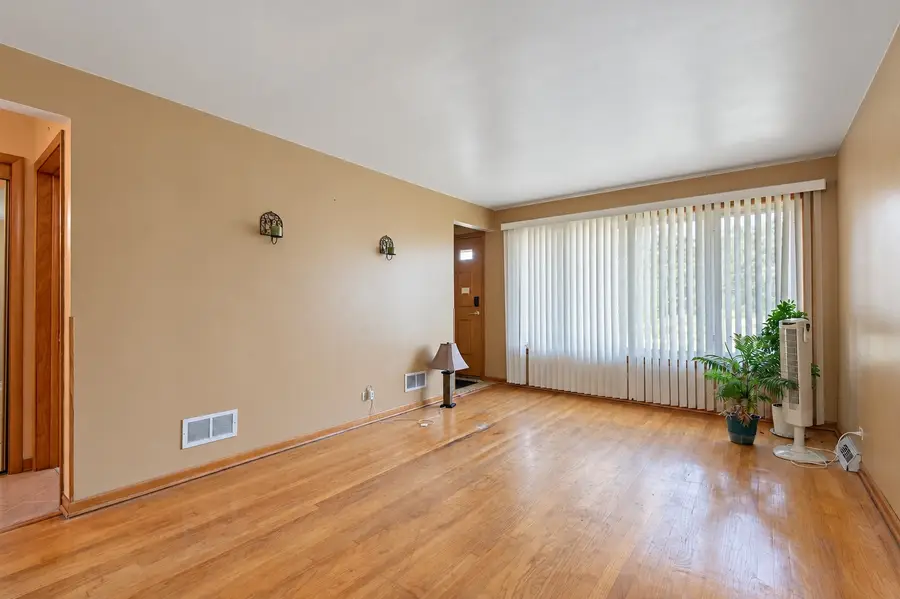 6449 S Lamon Avenue, Chicago, IL 60638 - #3