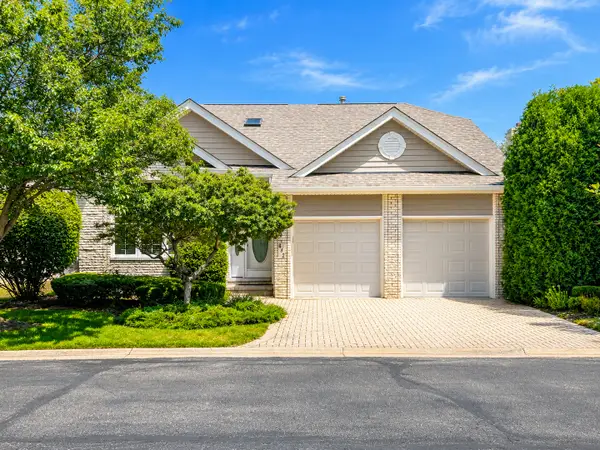 842 Turnberry Lane, Willowbrook, IL 60527