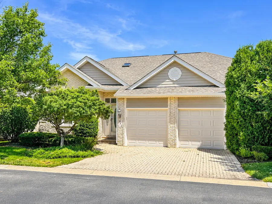 842 Turnberry Lane, Willowbrook, IL 60527 - #3