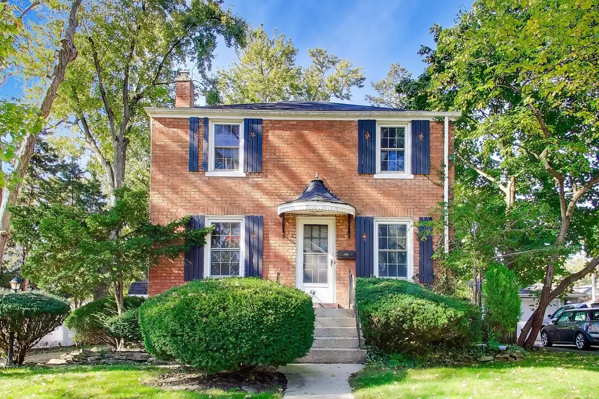 26 Iroquois Drive, Clarendon Hills, IL 60514 - #1