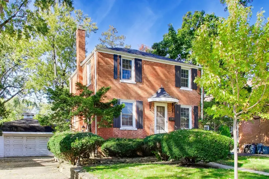 26 Iroquois Drive, Clarendon Hills, IL 60514 - #3