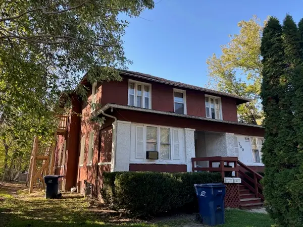 720 Wadsworth Avenue, Waukegan, IL 60085