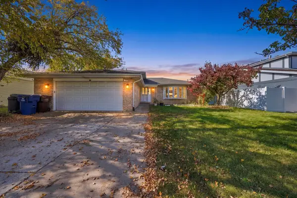 15606 Vista Drive, Oak Forest, IL 60452