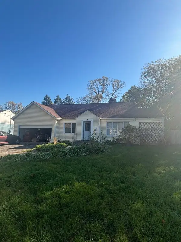 1027 Sterling Drive, Rockford, IL 61107