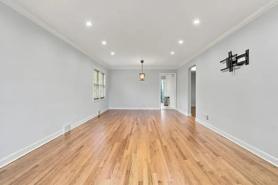 10118 S Karlov Avenue, Oak Lawn, IL 60453 - #3