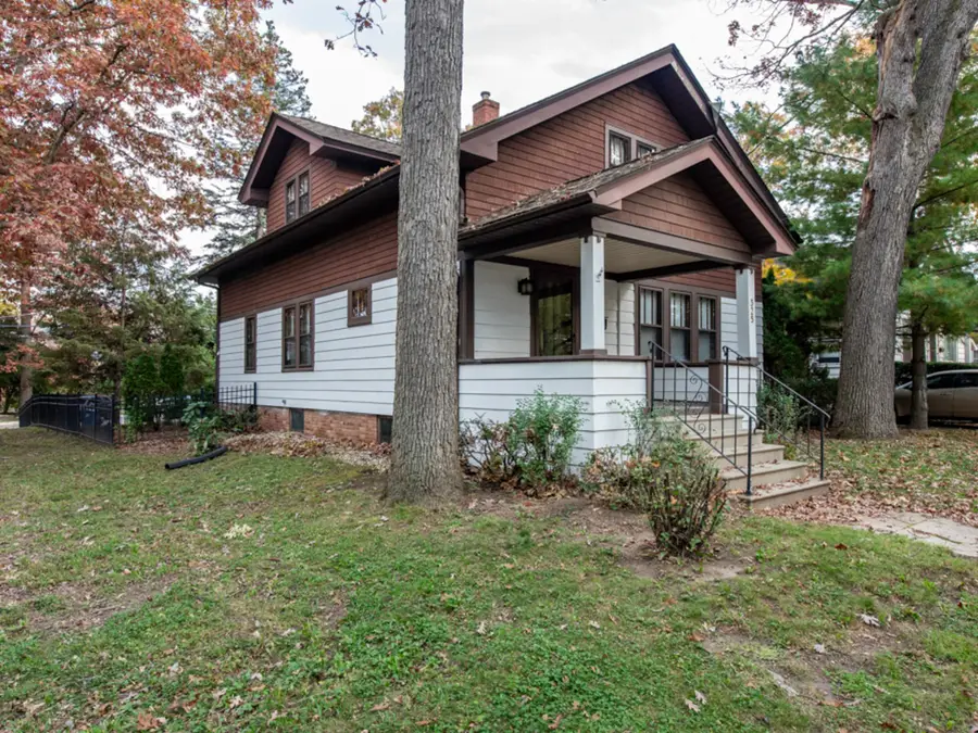 325 N Jackson Street, Waukegan, IL 60085 - #2