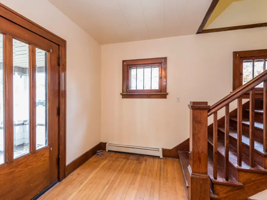 325 N Jackson Street, Waukegan, IL 60085 - #3