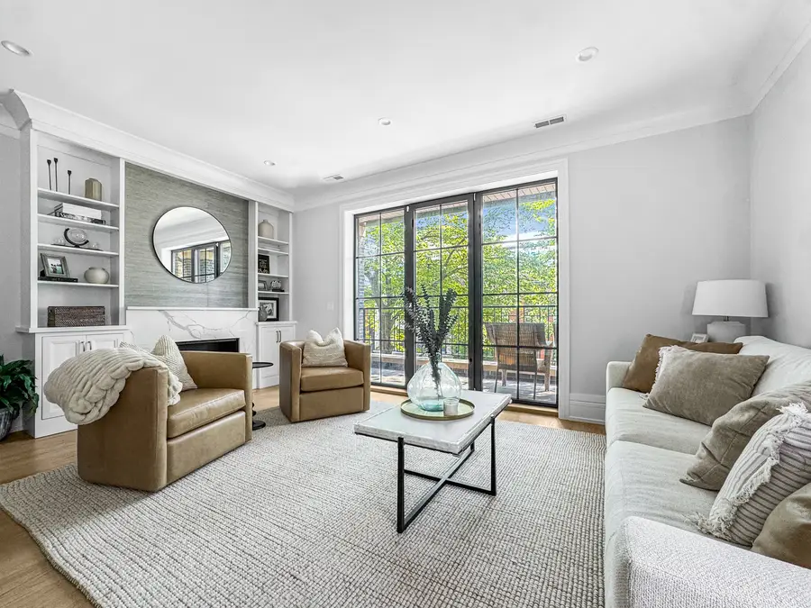 1938 N Mohawk Street #3, Chicago, IL 60614 - #3
