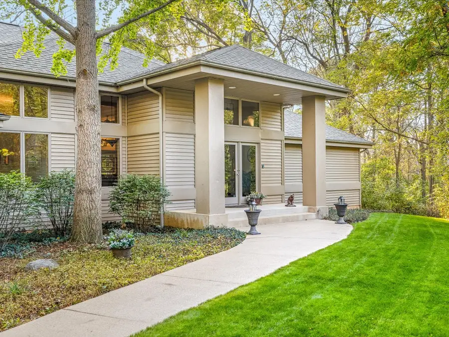 6611 Halverson Drive, Rockford, IL 61109 - #3