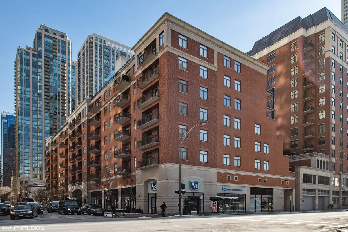33 W Huron Street #607, Chicago, IL 60654 - #1
