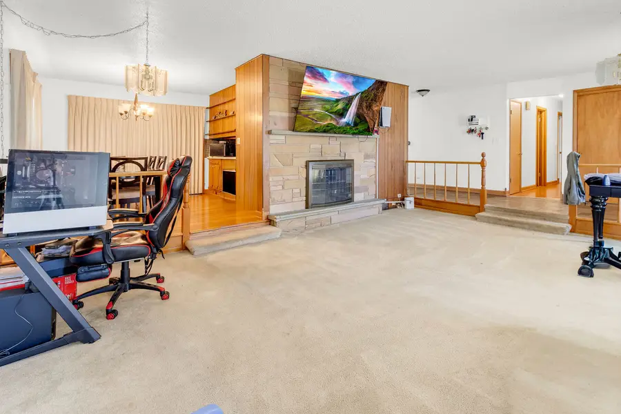 508 N Metropolitan Avenue, Waukegan, IL 60085 - #3