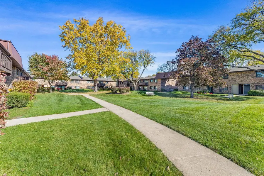 2616 N Windsor Drive #103, Arlington Heights, IL 60004 - #2