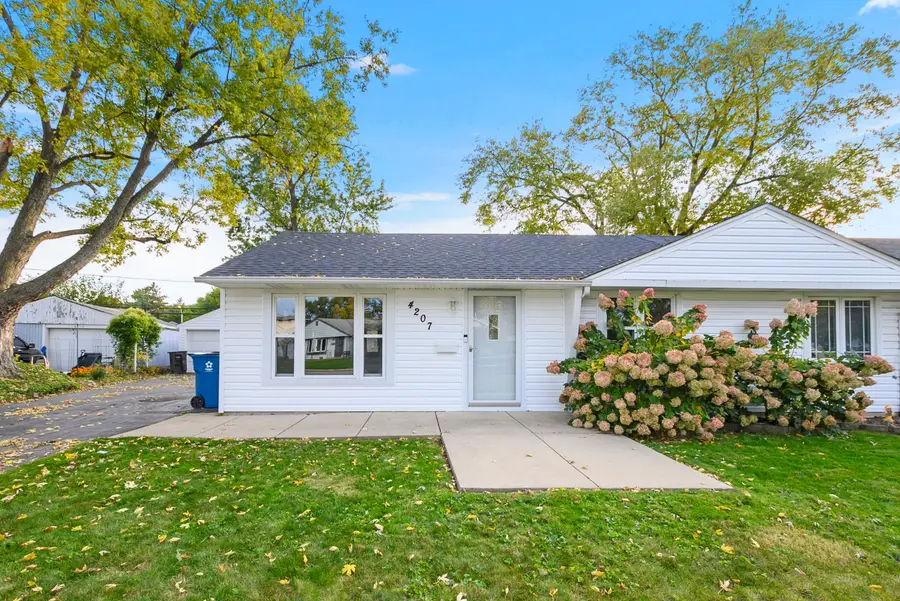 4207 W 90th Street, Hometown, IL 60456 - #2