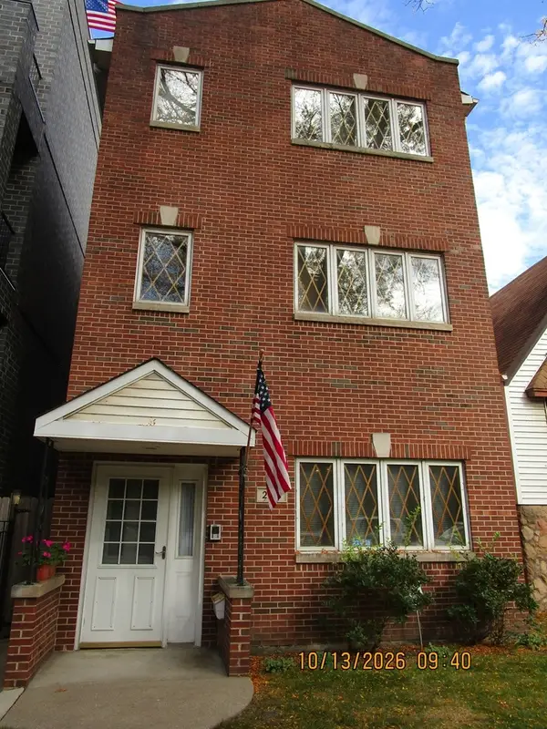 2148 W Foster Avenue, Chicago, IL 60625