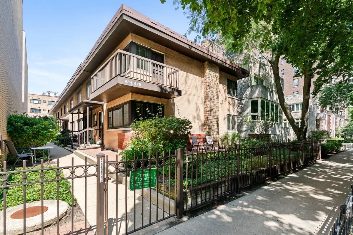 428 W Wellington Avenue #B, Chicago, IL 60657 - #1