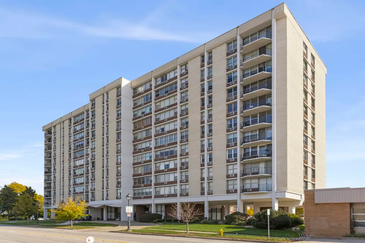 33 N Main Street #6M, Lombard, IL 60148 - #1