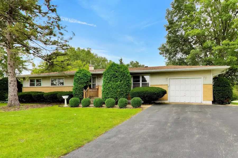 4917 Bonner Drive, McHenry, IL 60050 - #2