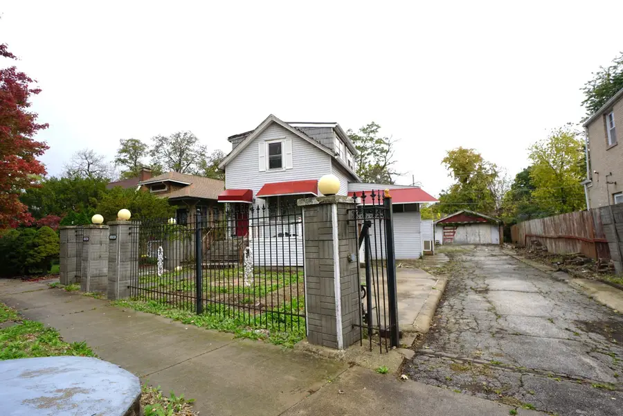 11541 S Longwood Drive, Chicago, IL 60643 - #2