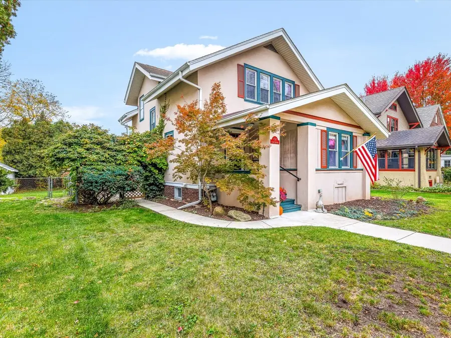1511 Camp Avenue, Rockford, IL 61103 - #2