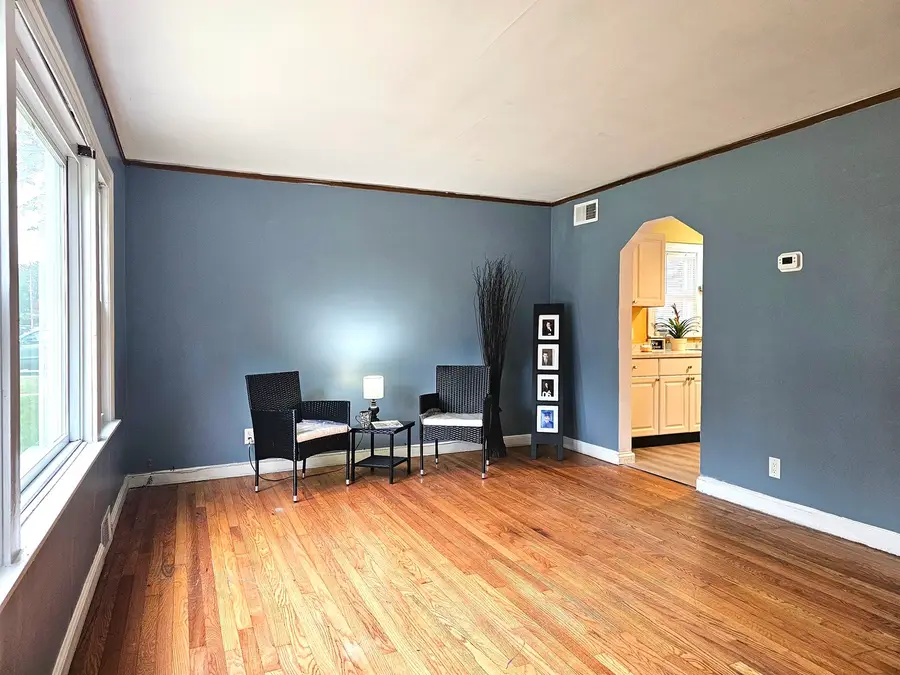 8006 Long Avenue, Burbank, IL 60459 - #2