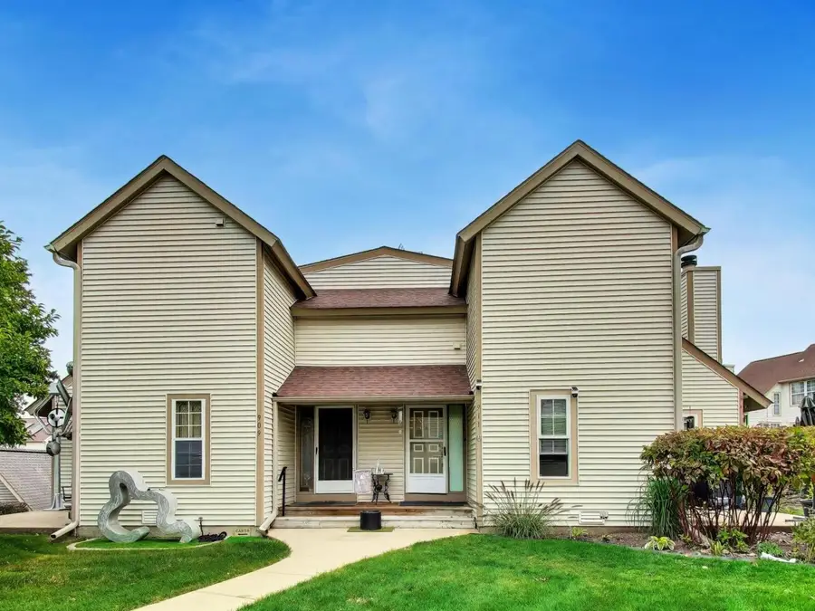 911 Campbell Drive, Gurnee, IL 60031 - #3