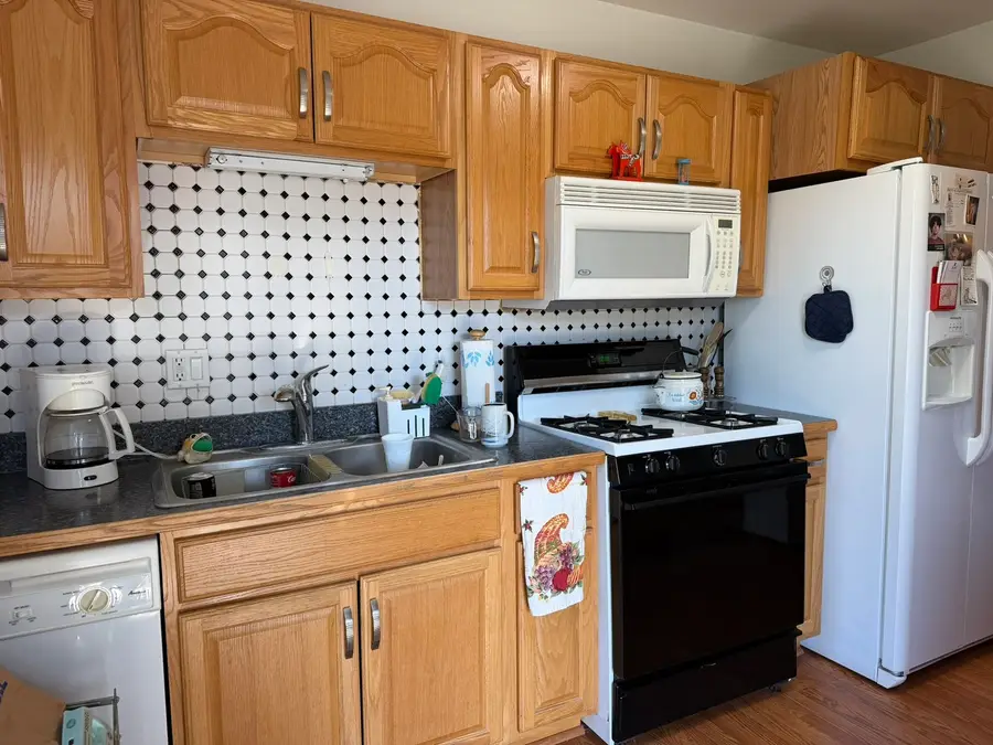 411 N Thornwood Drive #411, McHenry, IL 60050 - #3