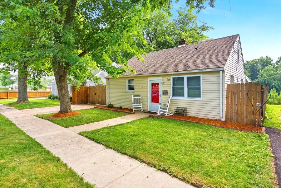 485 N River Street, Montgomery, IL 60538 - #3