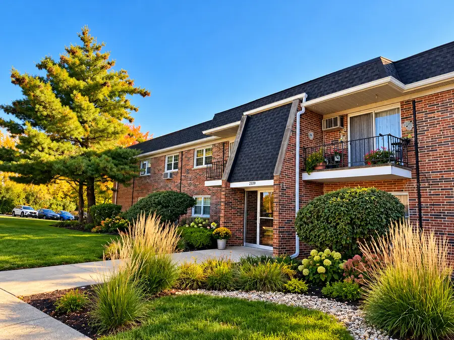 2339 Ogden Avenue #7, Downers Grove, IL 60515 - #2