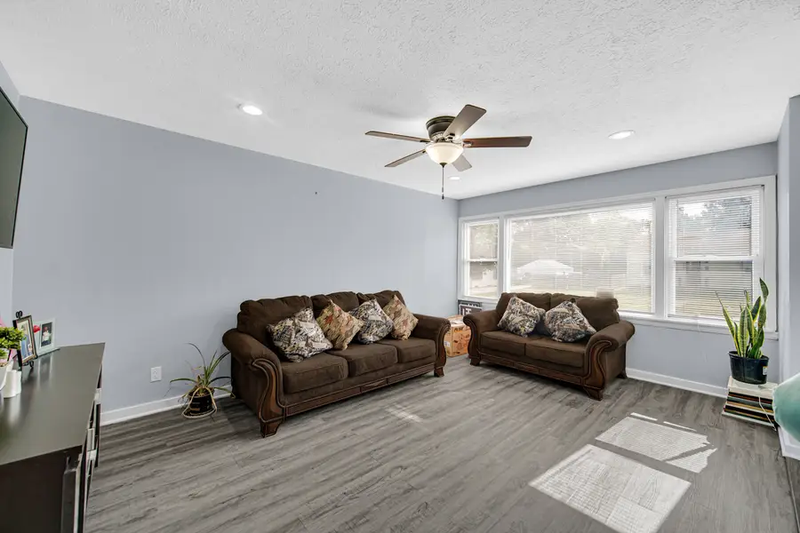 702 N Independence Avenue, Rockford, IL 61101 - #3